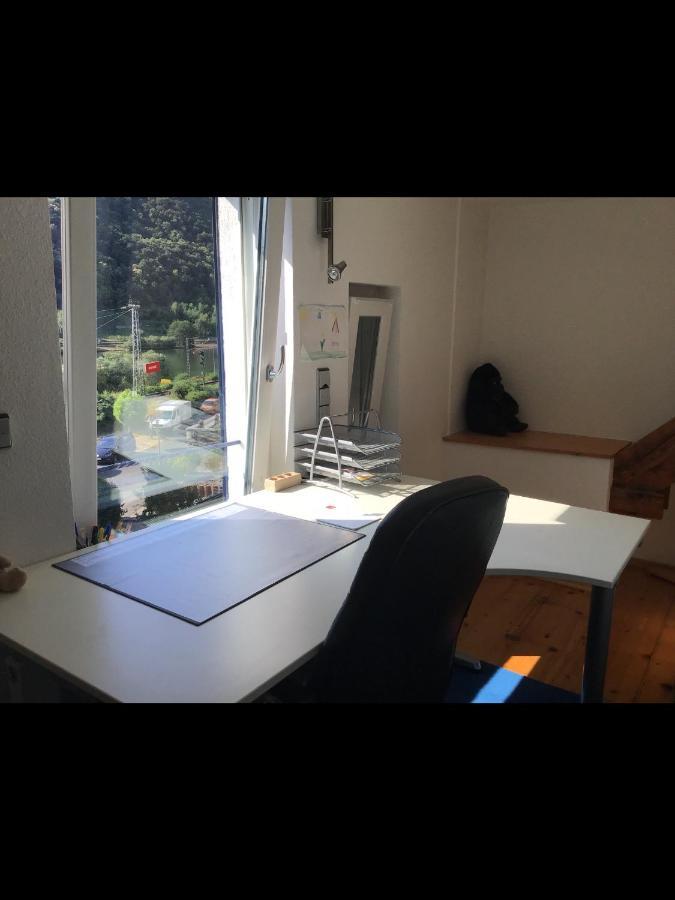 Doppelzimmer Dachgeschoss, Schnelles Wlan, Arbeitsplatz Und Garten Winningen Kültér fotó